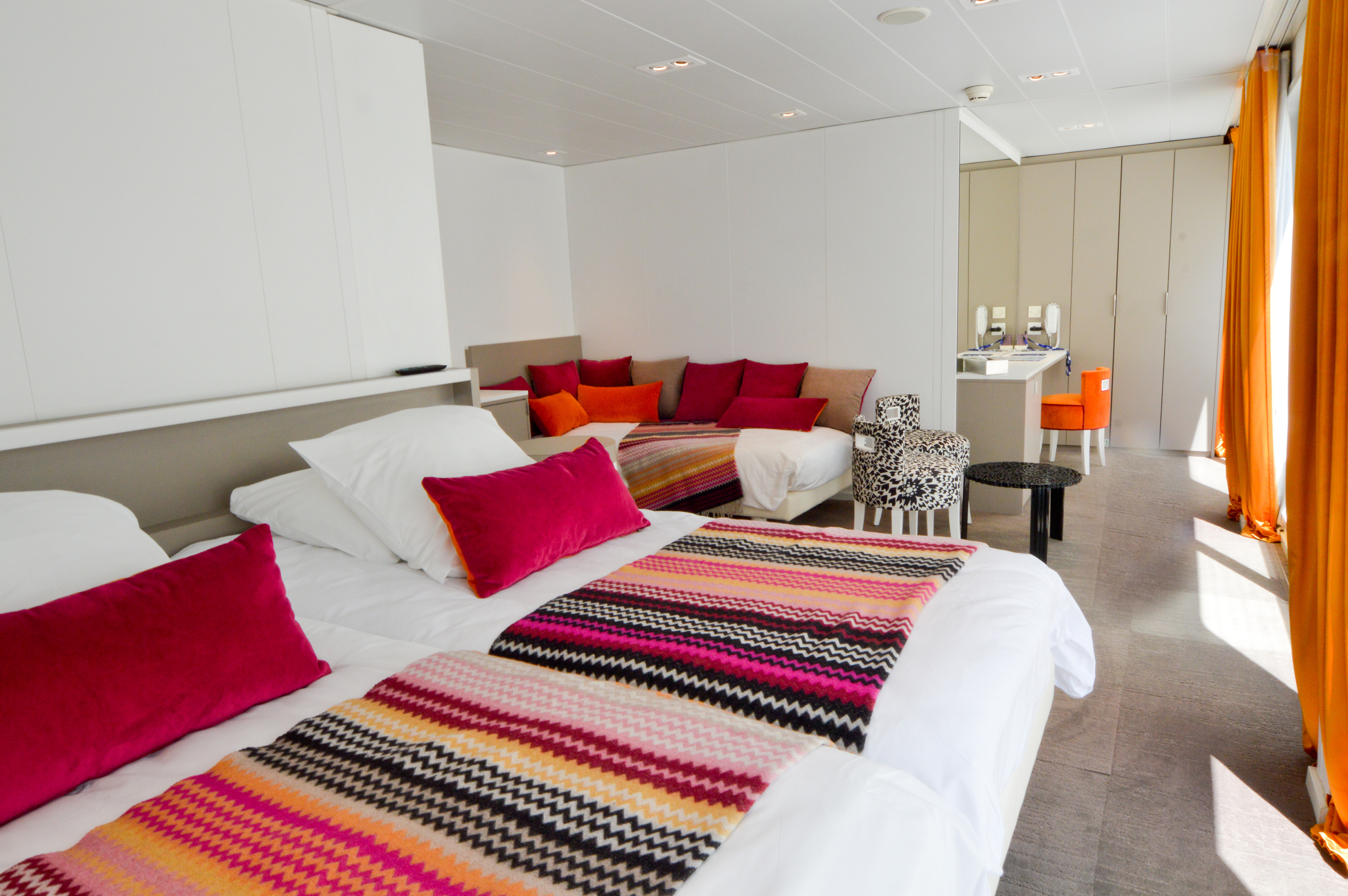 CroisiEurope MS Camargue Suite 4.jpg